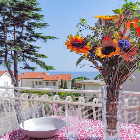 H11 Terrazzo Al Mare - Riva Ligure - Spiagge Apartamento Exterior foto