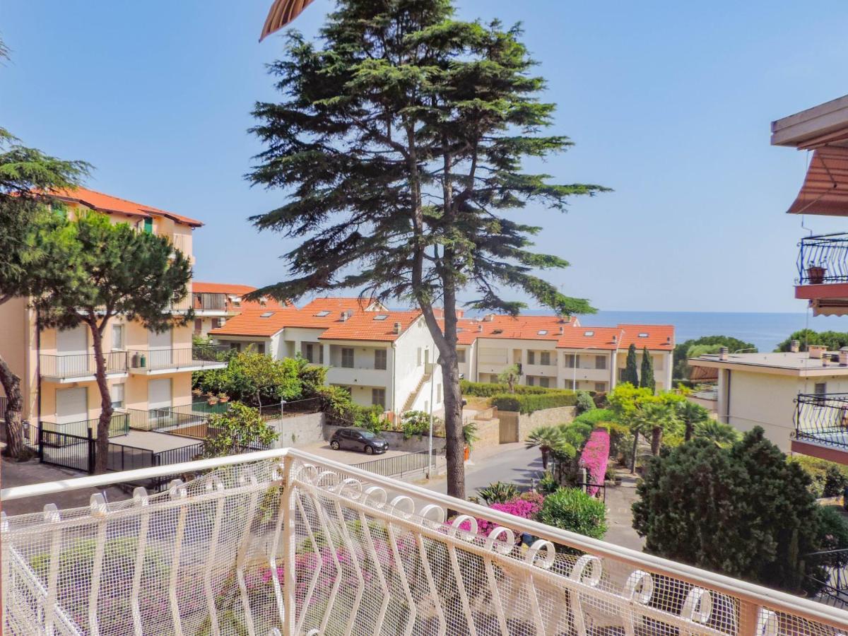 H11 Terrazzo Al Mare - Riva Ligure - Spiagge Apartamento Exterior foto